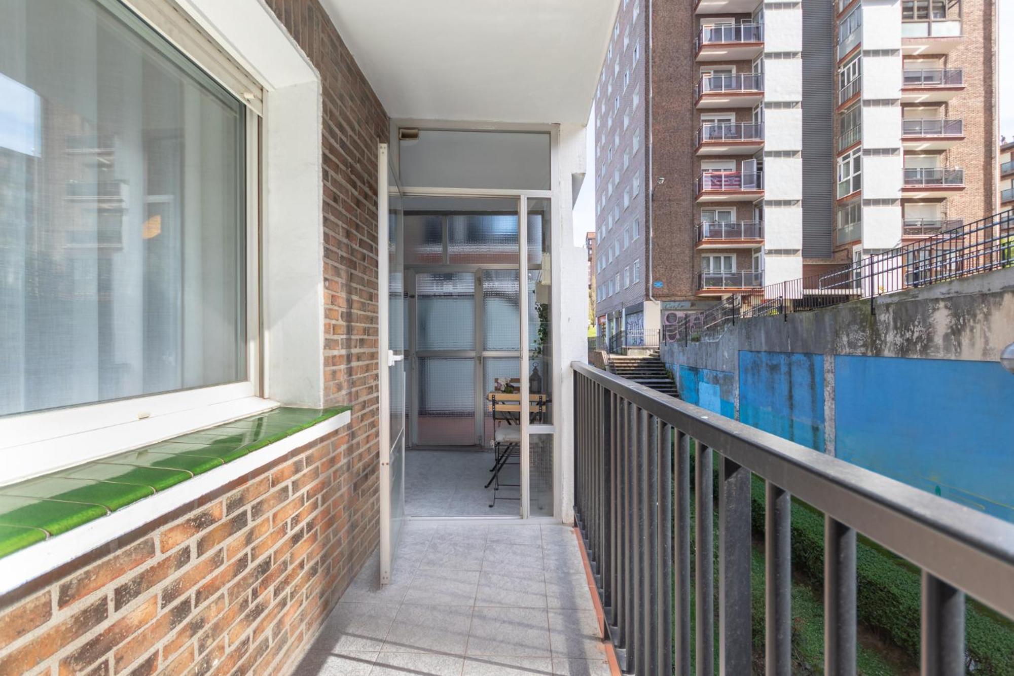 Etxebarria Apartment By People Rentals Билбао Екстериор снимка
