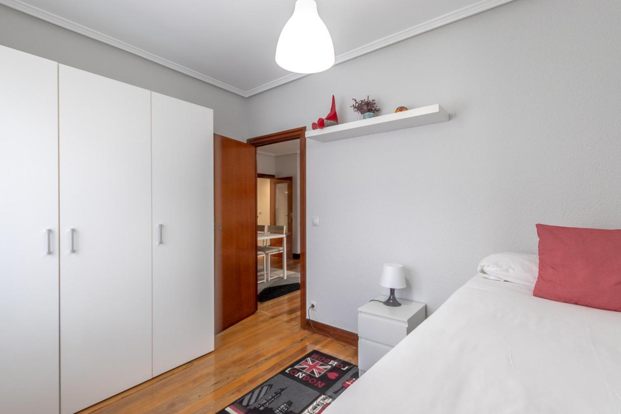 Etxebarria Apartment By People Rentals Билбао Екстериор снимка